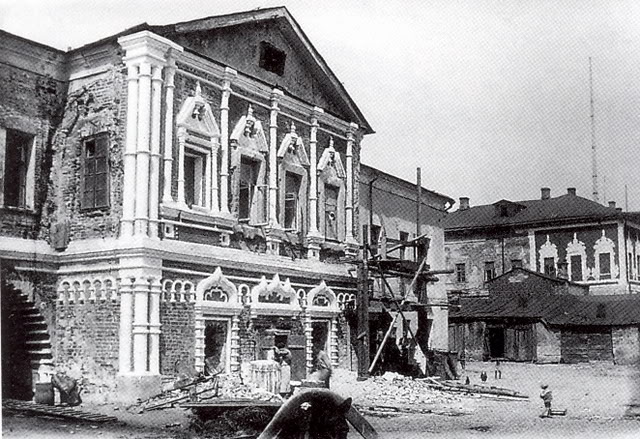 Палаты князя В.В. Голицына в Охотном Ряду снесенные в 1928 году.
