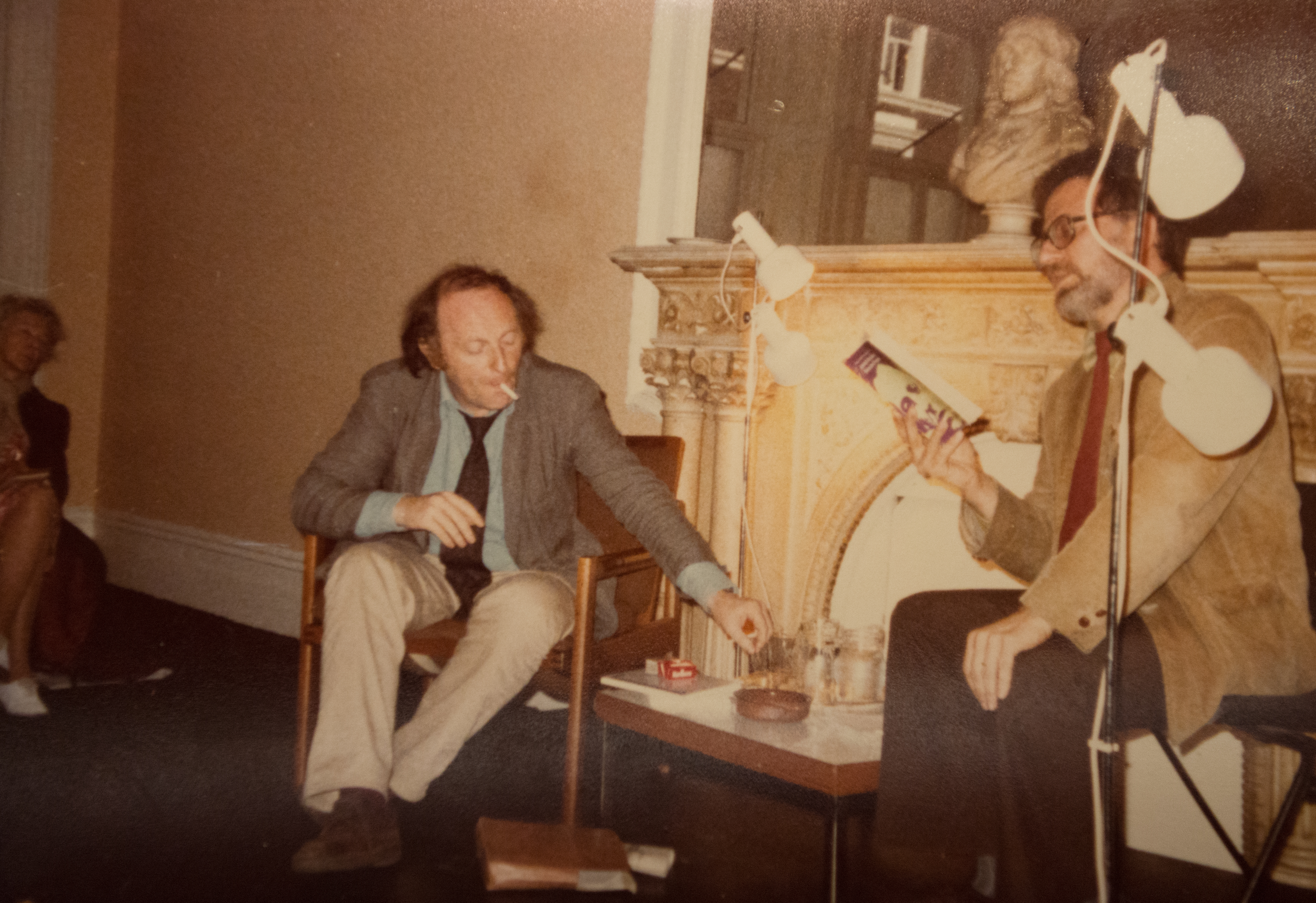 И. Бродский с английским поэтом и переводчиком Даниэлом Уайсбортом (Daniel Weissbort) в Лондонском поэтическом обществе, 1979